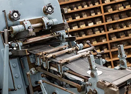 Ancienne machine d'impression d'étiquettes