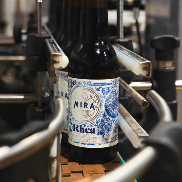 ETIQUETTES POSE AUTOMATIQUE BIERE